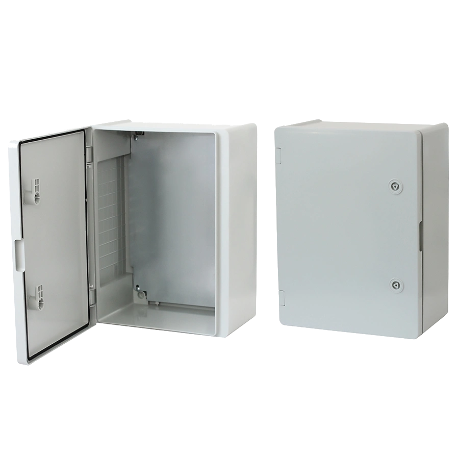 Щит с монтажной панелью,опаловая дверь IP 65 ERKA 023